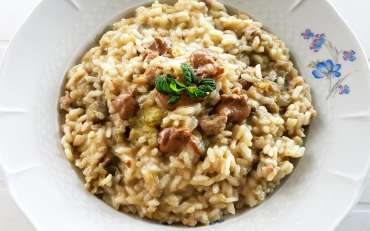 Risotto with sausage and aubergines