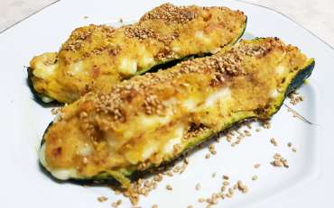 Stuffed, oven baked courgettes